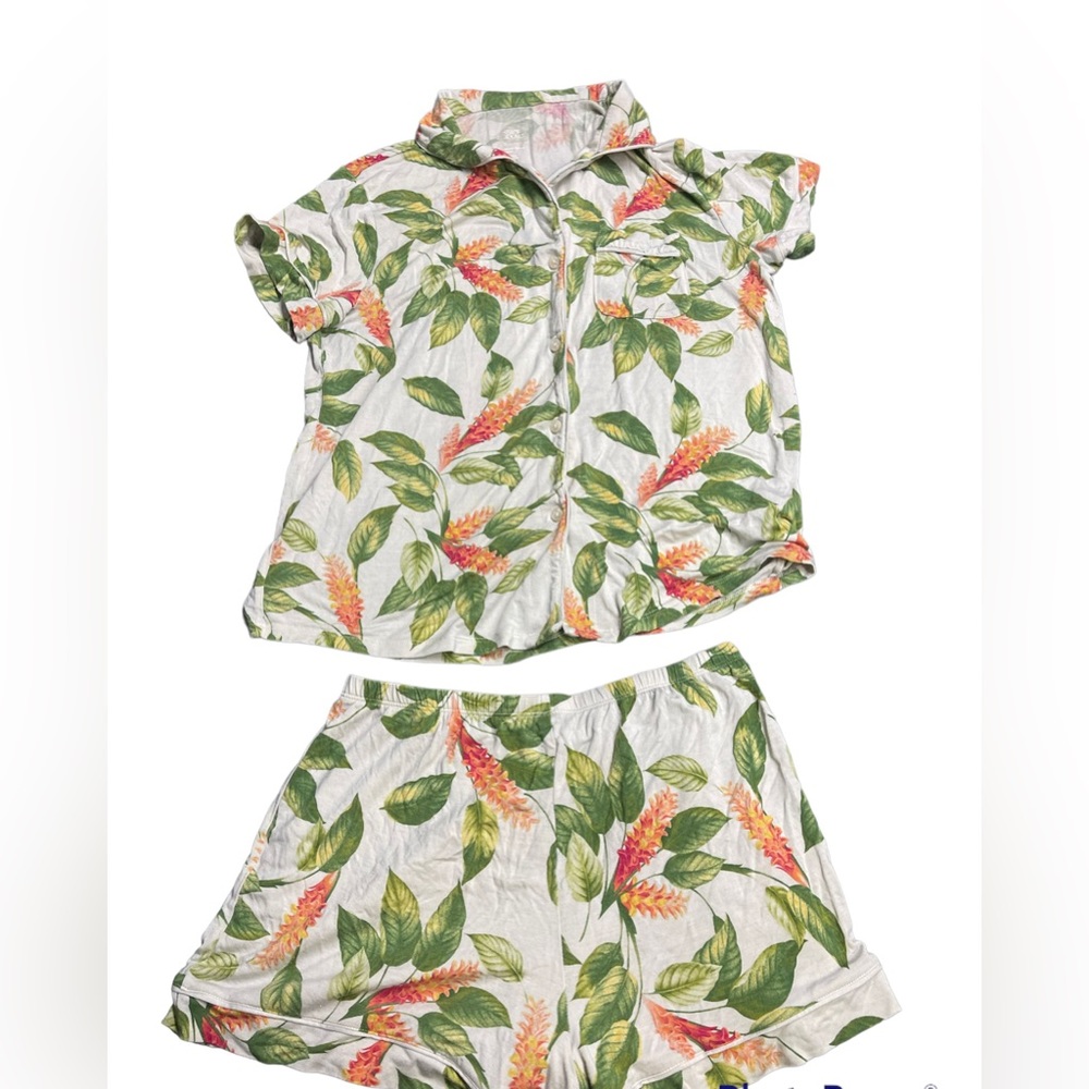Small pajama set